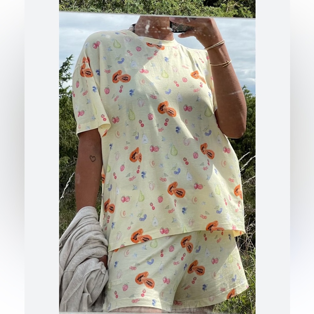 Fruit Print Women Pajamas Set